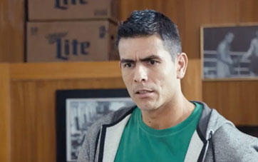 Miller Lite Oswaldo vs Cobi